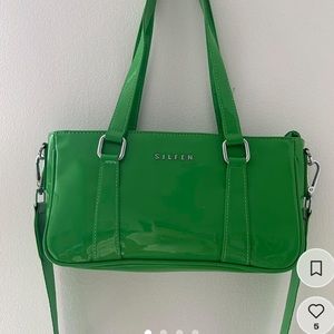 Green shoulder/cross body purse
